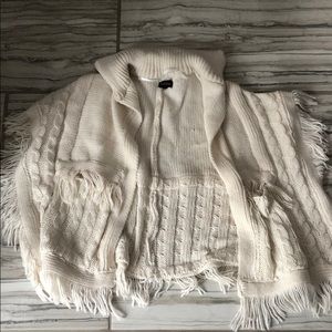 Steve Madden open front poncho